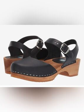 Mia Sofia leather clogs NOTE: Runs small, fits like 8.5 though marked as 9